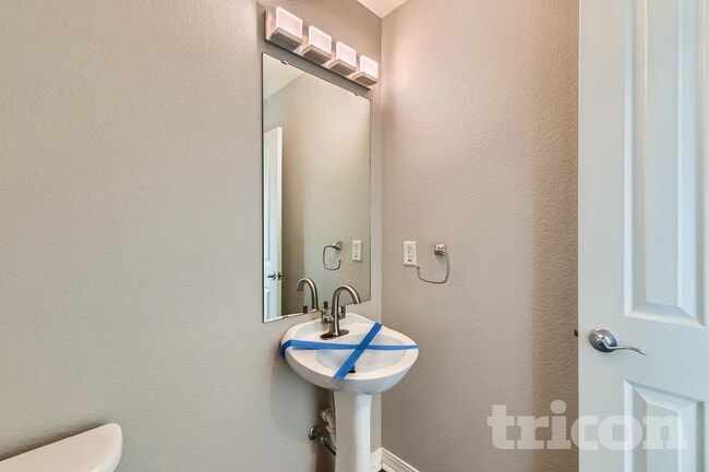 13295 Holly St, Thornton, CO 80241 - photo 7