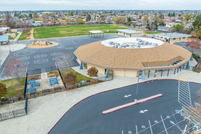 There is easy drop off at Cordova Villa Elementary School.