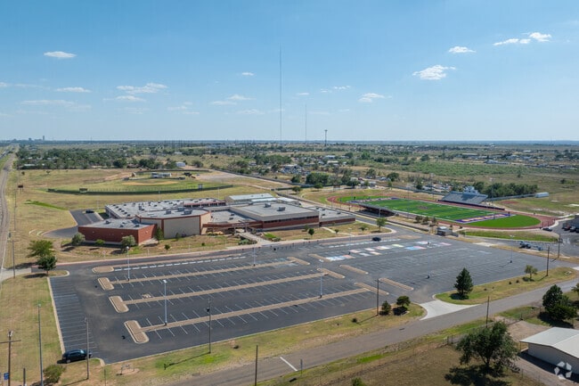 A cornerstone of early education, River Road High School promotes academic excellence.