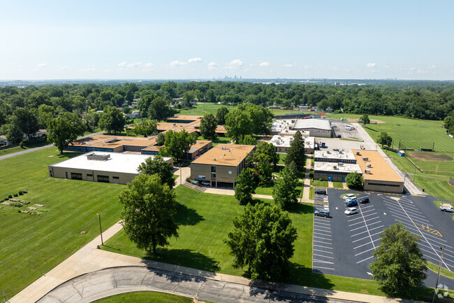 Riverview Gardens High School: A Path to Excellence