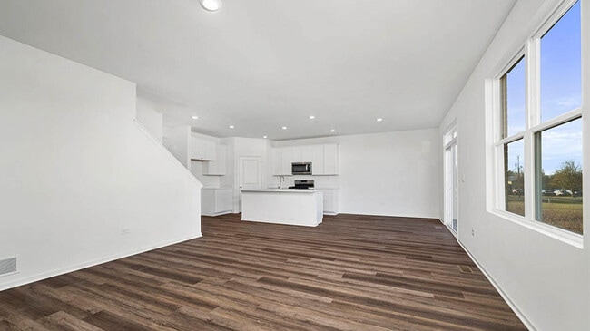 25910 S Manchester Ln, Manhattan, IL 60442 - photo 2