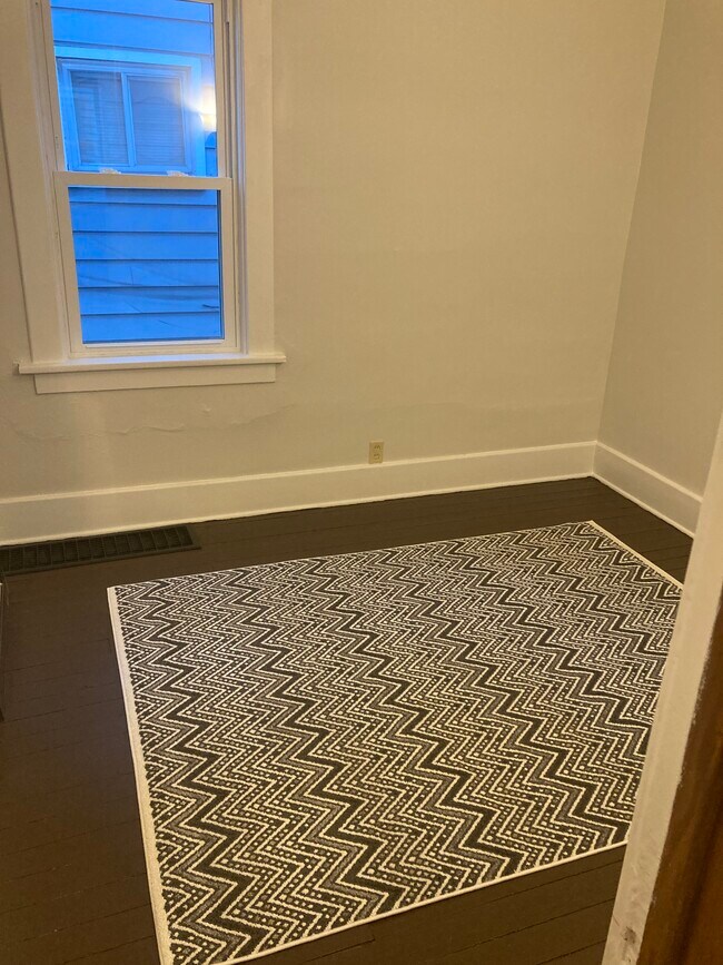 1436 E 9th St unit 2, Erie, PA 16503 - photo 4