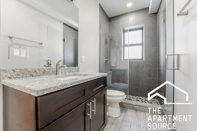 2232 N Sawyer Ave unit 3E, Chicago, IL 60647 - photo 4