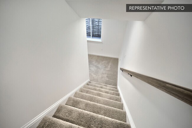 7104 Julian Dr, Bloomsburg, PA 17815 - photo 4