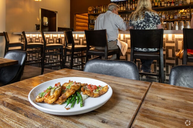 Secreto Southern Kitchen in Brookhaven serves up new southern cuisine, such as fried chicken.