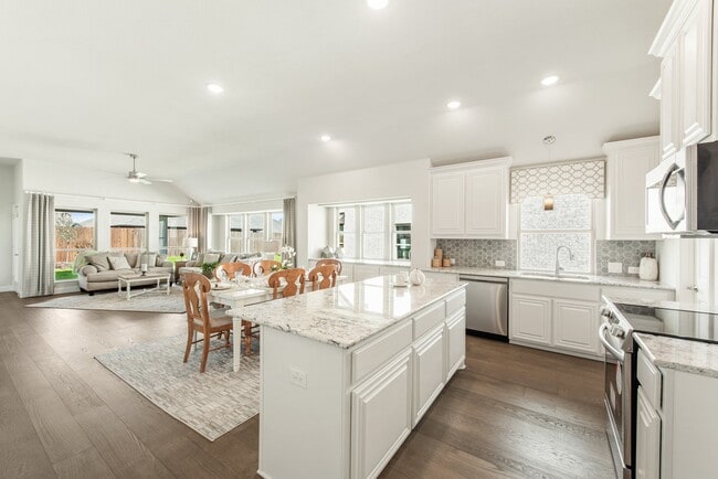 182 Morning Light Ln unit 36579303, Waxahachie, TX 75165 - photo 5