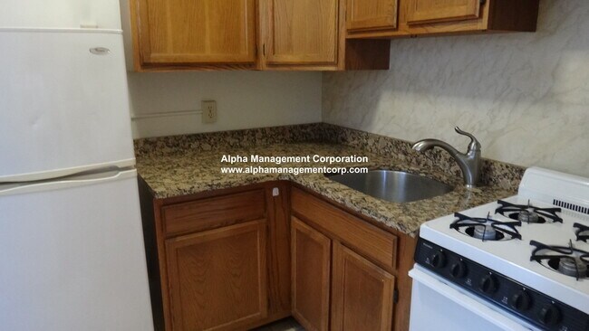 349 Pleasant St unit B1-4, Malden, MA 02148 - photo 6