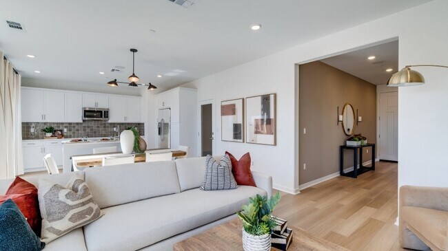 31380 Lolite Dr, Winchester, CA 92596 - photo 7