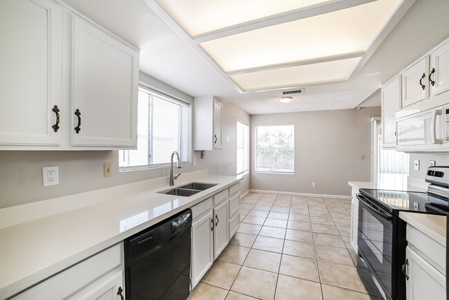 315 W Ross Ave, Phoenix, AZ 85027 - photo 6