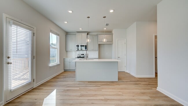 13 Camellia Dr, Fairburn, GA 30213 - photo 5