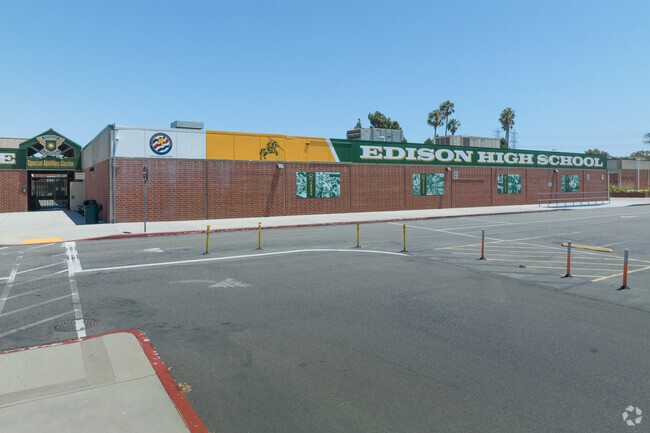 Picture of Edison High School