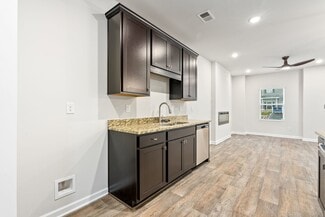 3297 Hamlet Loop, Opelika, AL 36804