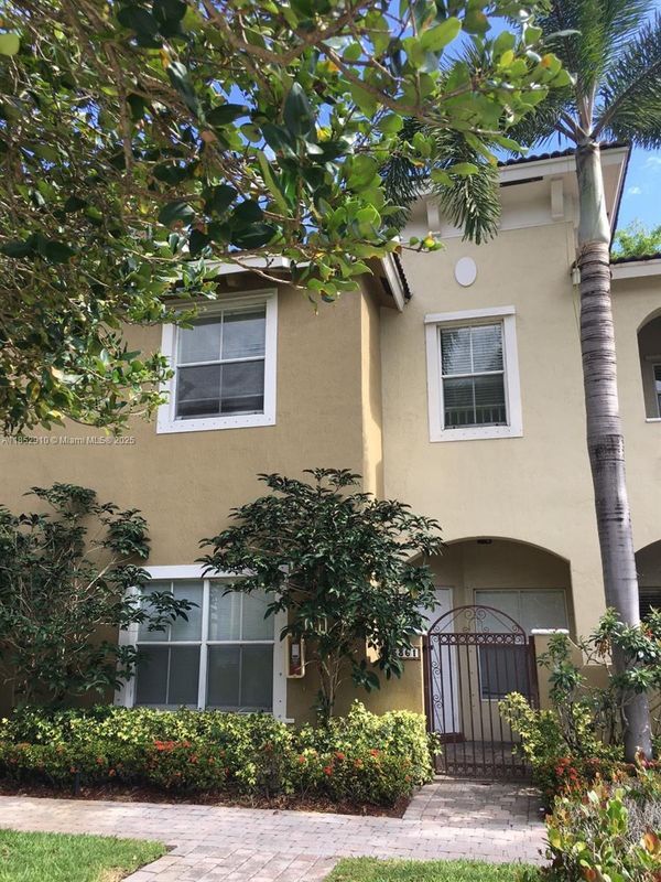 3361 Merrick Ln, Margate, FL 33063 - photo 3