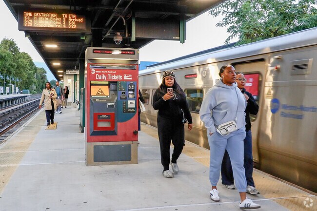 The Metro North commuter train stops directly at Wakefield.