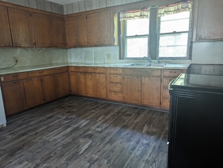 310 River Ave E Unit 2, Ladysmith, WI 54848