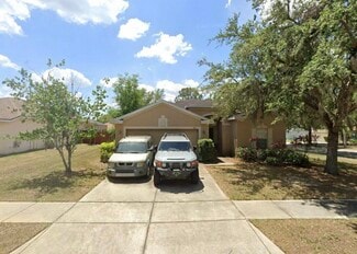 811 Coade Stone Dr, Seffner, FL 33584