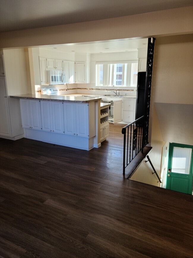 104 Stanford Ave, Pocatello, ID 83201 - photo 2