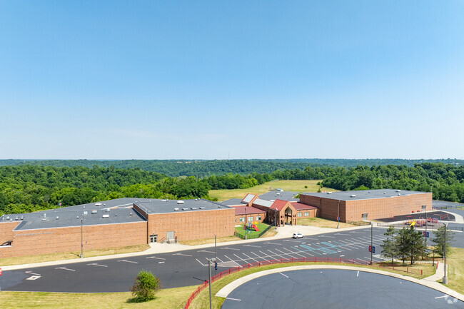 38% of students at Aurora Elementary School are at least proficient in math.