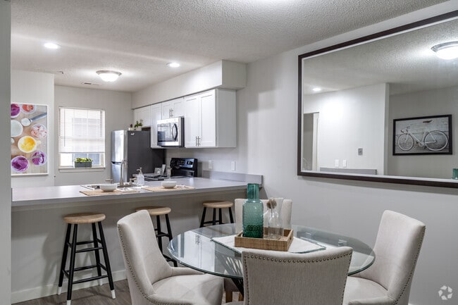 Valley Ranch, Ann Arbor, MI 48108 - photo 2