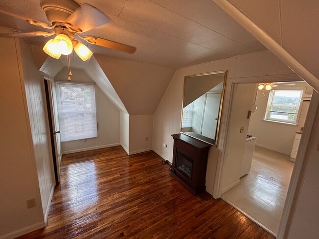 3916 Coleman St unit 3916 COLEMAN ST 3, Pittsburgh, PA 15207 - photo 7