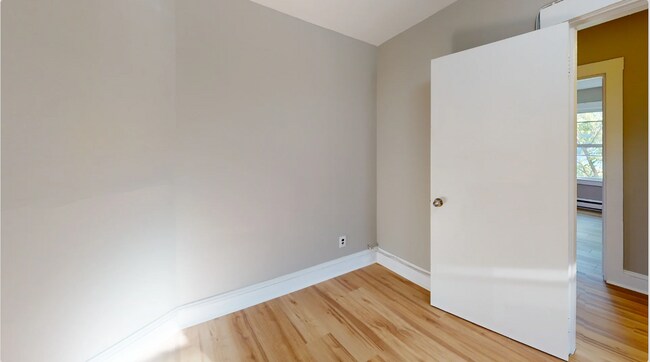 50-56 Burnett St unit 1, Boston, MA 02130 - photo 6