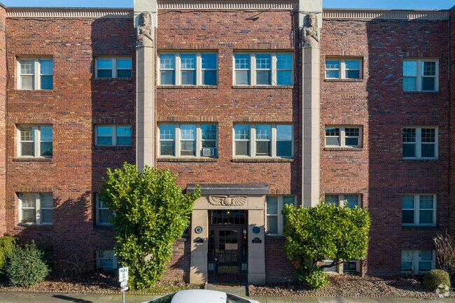 Older condos located in the heart of the Lloyd District in Portland, Oregon.