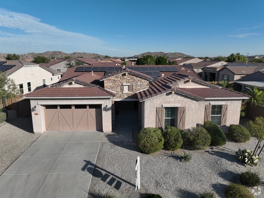 18406 W Verbena Dr, Goodyear, AZ 85338 - photo 2