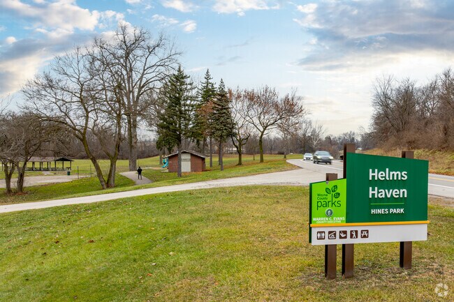 Hines Park Trail is a 17-mile trail through a chain of parks starting in Dearborn Heights.