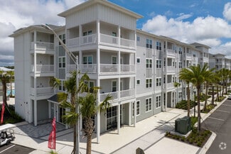 35 Crystal Palm Blvd, St Johns, FL 32259