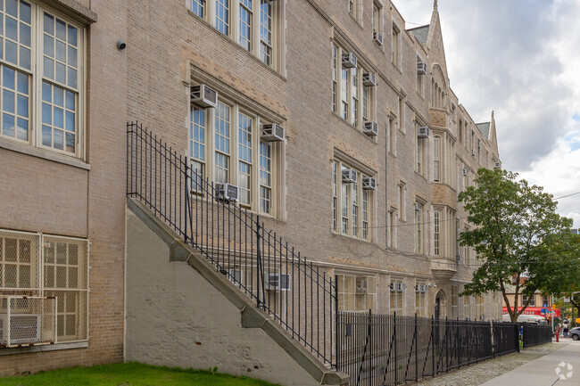 Veritas Academy is the first high school in the world to use SEM.