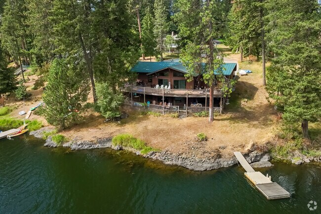 Iconic lake front homes with private docks are a perfect fit for lake loving families.