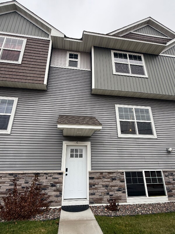 10280 3rd St NE, Blaine, MN 55434 - photo 1