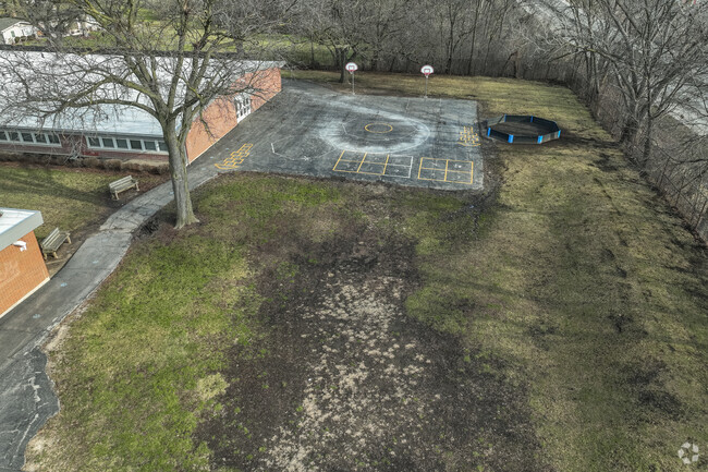 Huff Elementary is located off of hastings in Elgin.