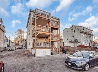 8 Duke St Unit 1, Lynn, MA 01902