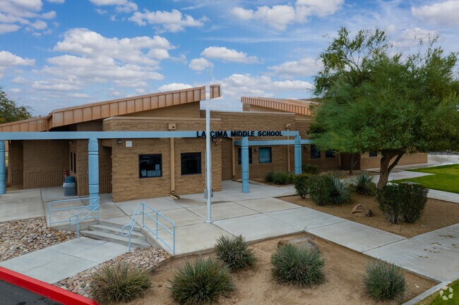 La Cima Middle School serves grades 6-8 in Tucson, Arizona.