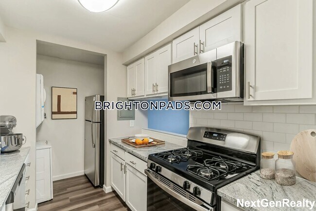 23 School St unit D, Brighton, MA 02135 - photo 3