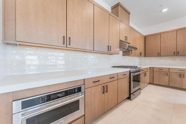 9132 Las Manaitas Ave unit 402, Las Vegas, NV 89144 - photo 3