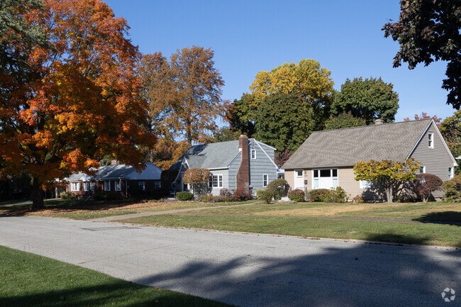 Frontier has mostly single-family homes throughout the neighborhood.