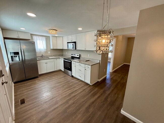 1406 Mount Hermon Rd unit Apartment A, Salisbury, MD 21804 - photo 3