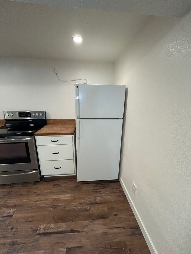 7816 E Victory Rd unit Basement Studio, Nampa, ID 83687 - photo 6