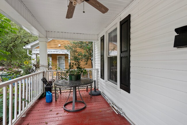 821 Burch Ave unit Bottom Left, Durham, NC 27701 - photo 3