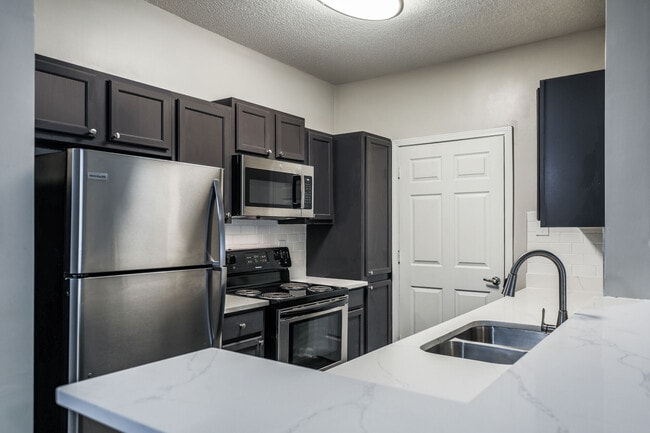 Villas at Princeton Lakes, Atlanta, GA 30331 - photo 2