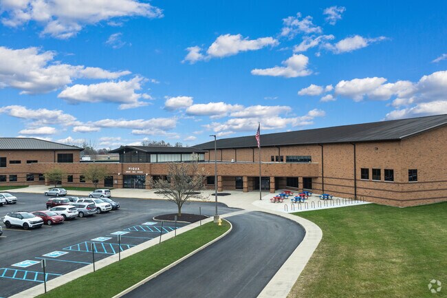 Piqua Junior High School is for students in grades 7th and 8th.