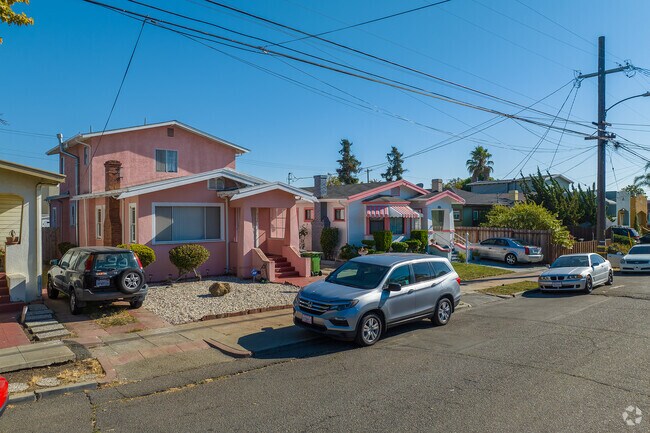 A vibrant bungalow sits in Oakland's Havenscourt neighborhood.