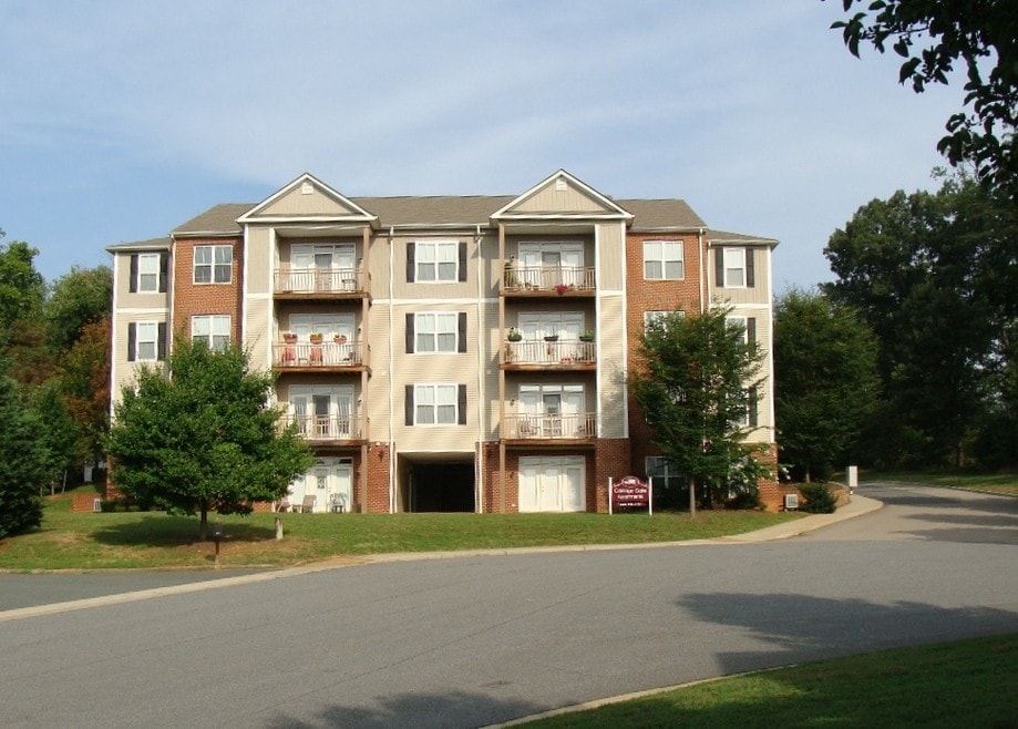 The Perch on Woodbrook, Charlottesville, VA 22901 - photo 1