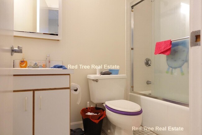 40 Townly Rd unit 3, Watertown, MA 02472 - photo 4