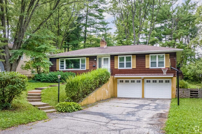 Glen Oak Hills is full of a variety of houses, including raised rancher styles.