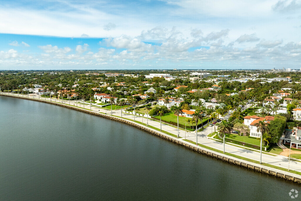 Grandview Heights West Palm Beach Apartments