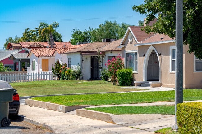 Hillcrest is full of well-kept green lawns and short shrubbery.