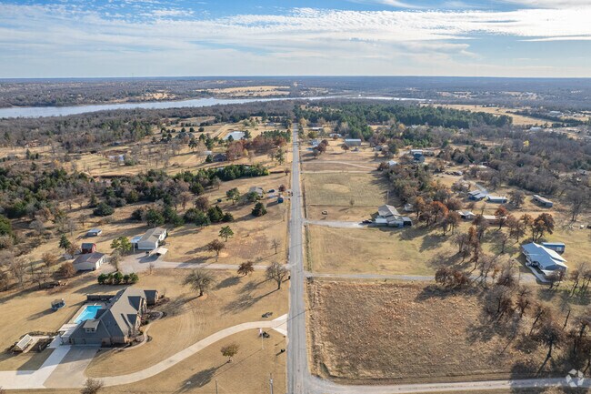 Edendale Estates-Newalla homes have the luxury of plenty of land.